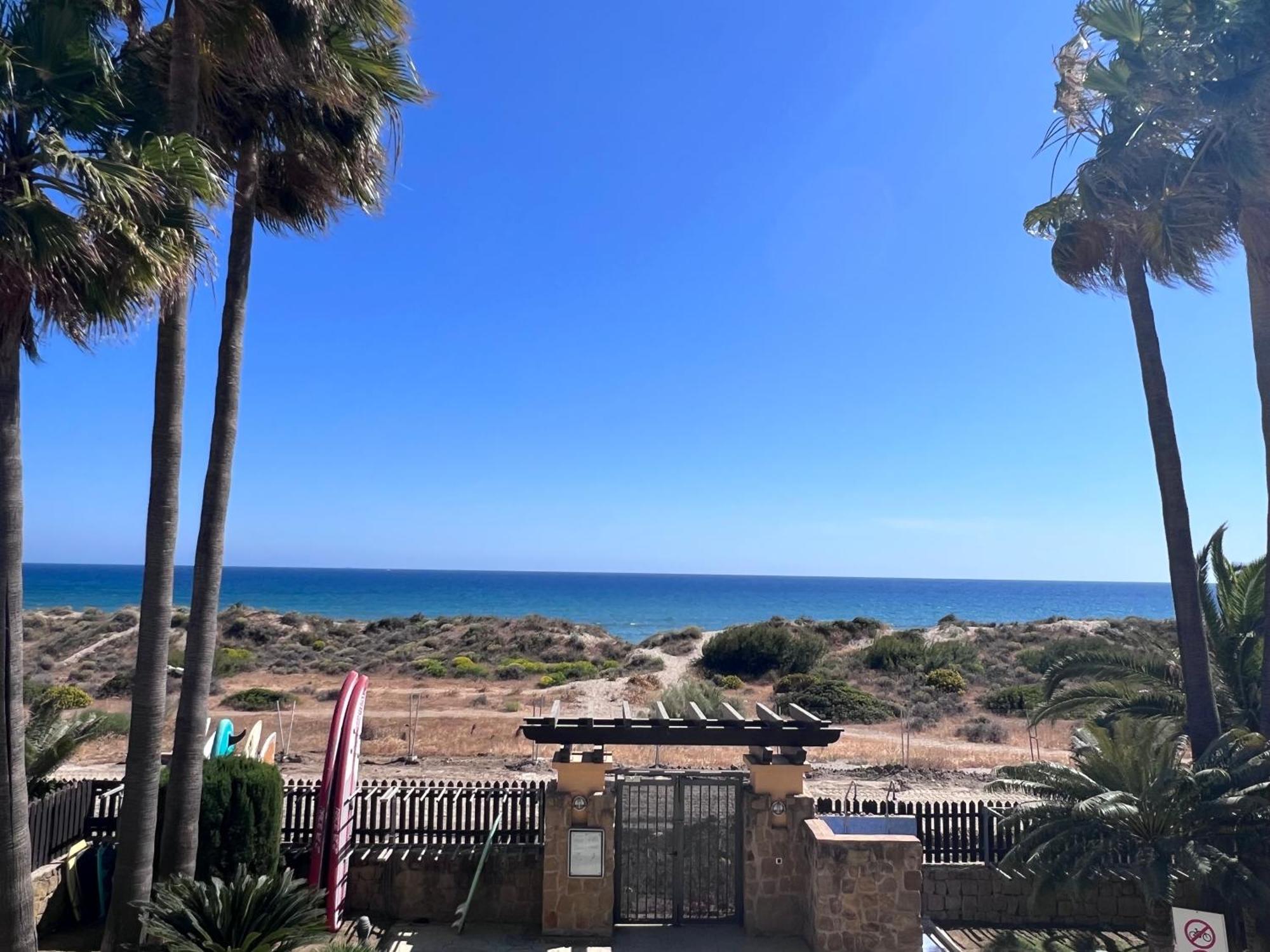 Bahia De Beachfront 2 Bedroom